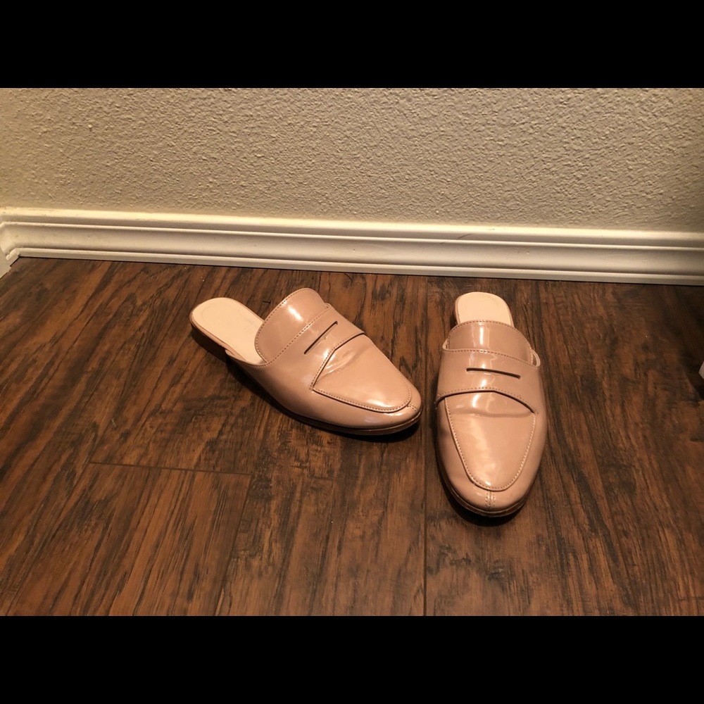 Nude Loafer Mules!
